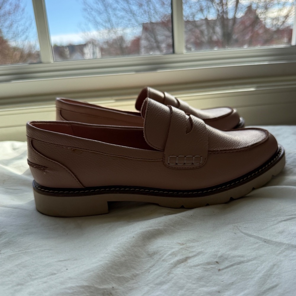 Anne Klein Emmylou Loafers Blush Size 8 Like New - Picture 12 of 16